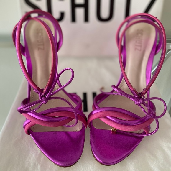 ♦️SOLD♦️SCHUTZ Yvi Heel in Metallic Pink - Picture 2 of 6